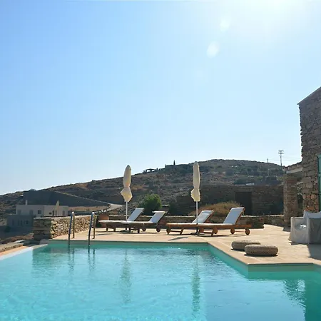 Heliopetra Family With A Swimming Pool In The Area Of Otzia Дом отдыха Grionisi